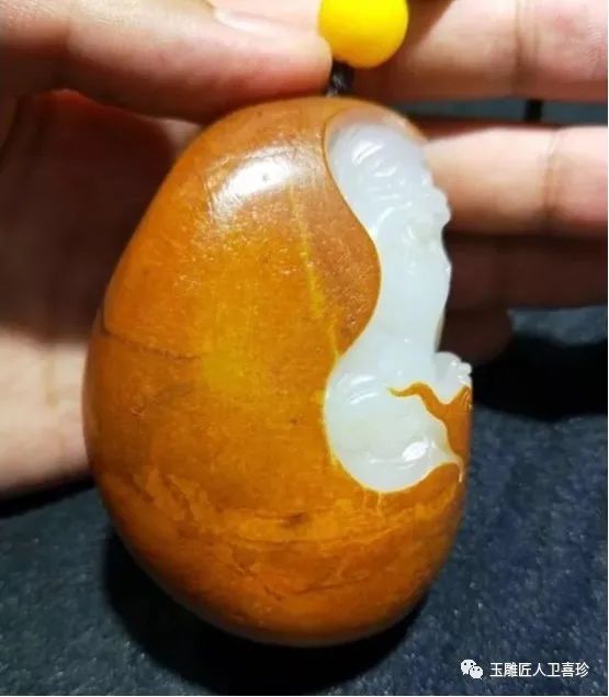 DƬ